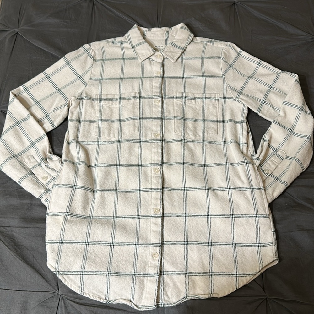 Thread & Supply Flannel with Pockets! - cream and green